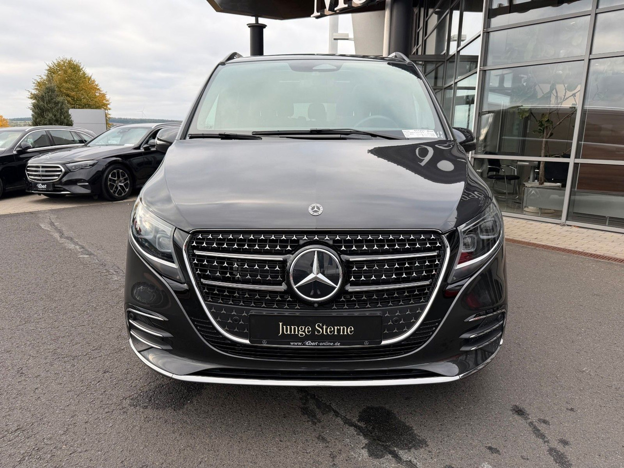 Mercedes-Benz V 300 d 4MATIC EXCLUSIVE AMG Panorama Standheiz - Xe wagon: hình 2 Mercedes-Benz V 300 d 4MATIC EXCLUSIVE AMG Panorama Standheiz - Xe wagon: hình 2