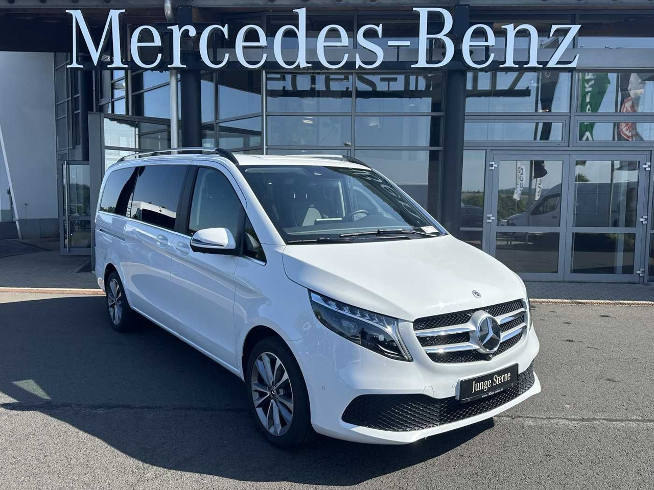 Mercedes-Benz V 300 d AVA ED 6Sitze Burmester 360Kamera el Tür - Xe hơi: hình 1 Mercedes-Benz V 300 d AVA ED 6Sitze Burmester 360Kamera el Tür - Xe hơi: hình 1