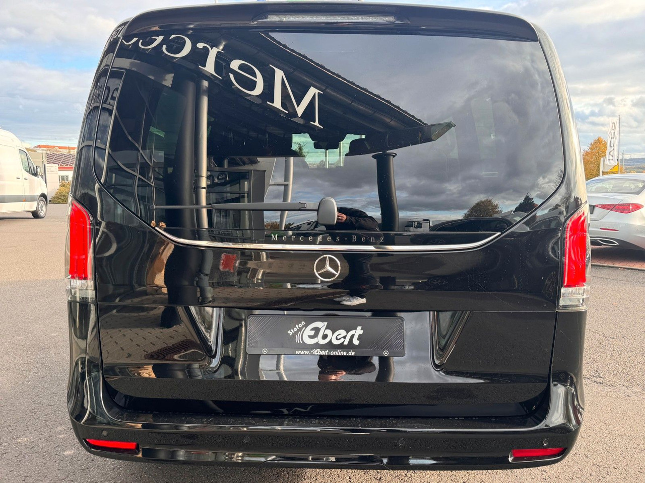 Mercedes-Benz V 300 d EXCLUSIVE AIRMATIC AHK2,5 Standheiz - Xe wagon: hình 5 Mercedes-Benz V 300 d EXCLUSIVE AIRMATIC AHK2,5 Standheiz - Xe wagon: hình 5