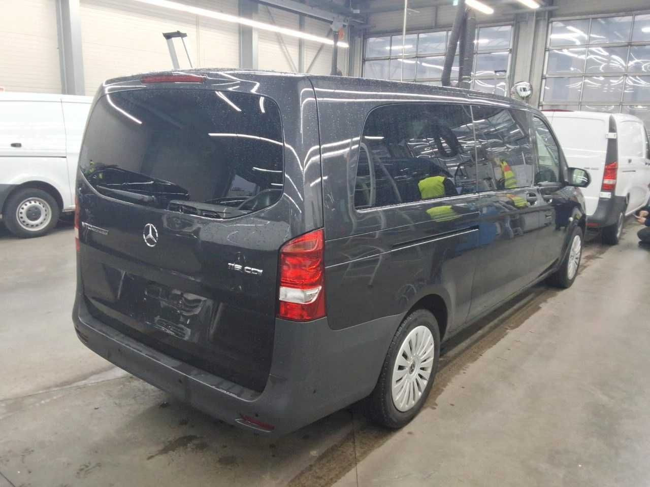 Mercedes-Benz Vito 116 CDI Tourer 2xKlima AHK Kamera Audio40 - Xe van chở khách: hình 3 Mercedes-Benz Vito 116 CDI Tourer 2xKlima AHK Kamera Audio40 - Xe van chở khách: hình 3