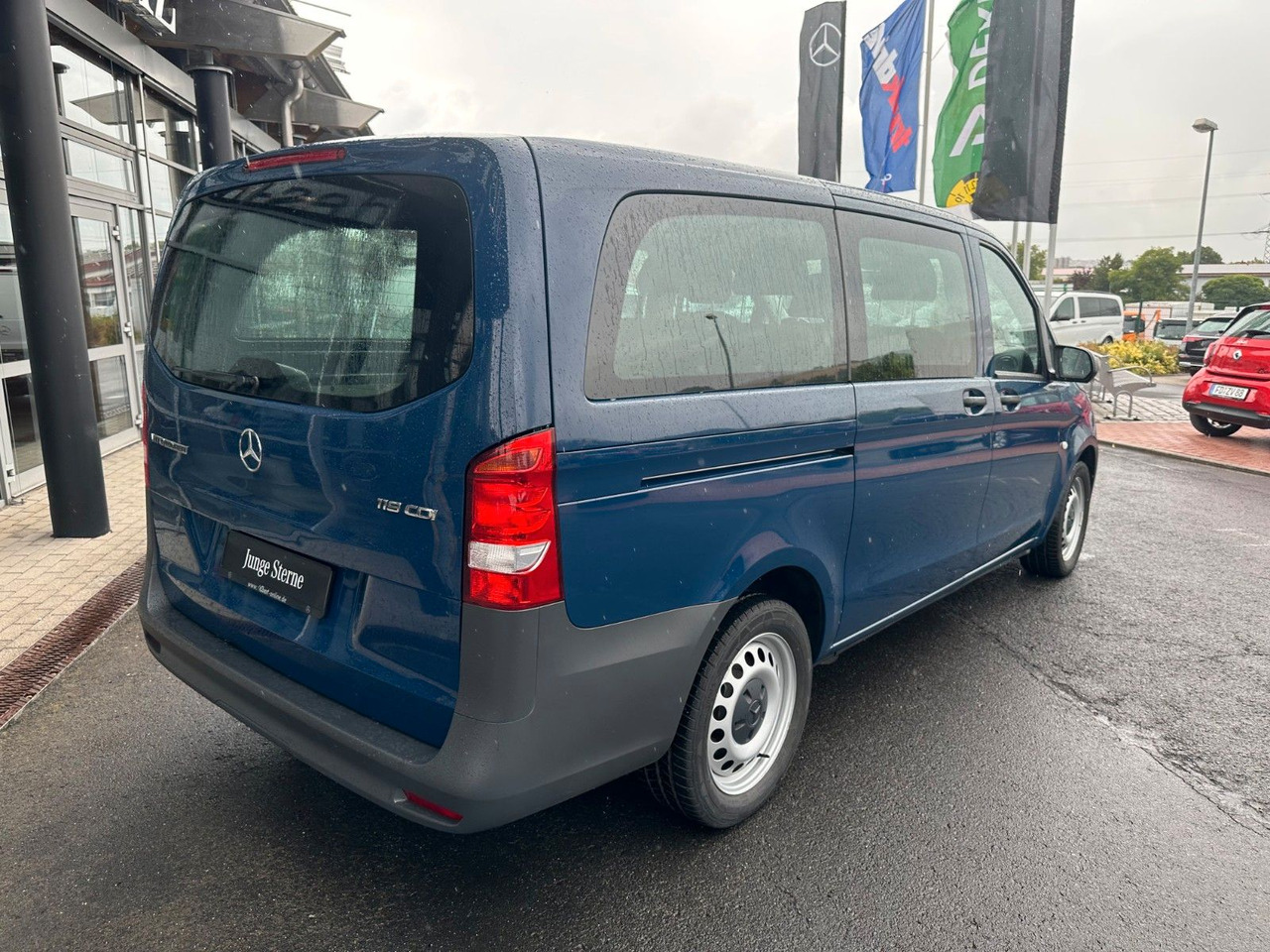 Mercedes-Benz Vito 119 CDI Tourer 3200 Klima AHK Tempomat - Xe van chở khách: hình 4 Mercedes-Benz Vito 119 CDI Tourer 3200 Klima AHK Tempomat - Xe van chở khách: hình 4