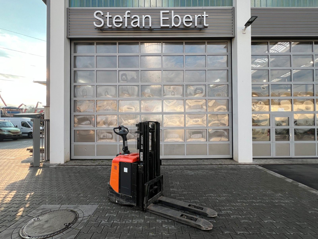 Toyota SPE 125 L / nur 382h ! / Hochhubwagen / 3.350mm - Máy xếp chồng: hình 1 Toyota SPE 125 L / nur 382h ! / Hochhubwagen / 3.350mm - Máy xếp chồng: hình 1