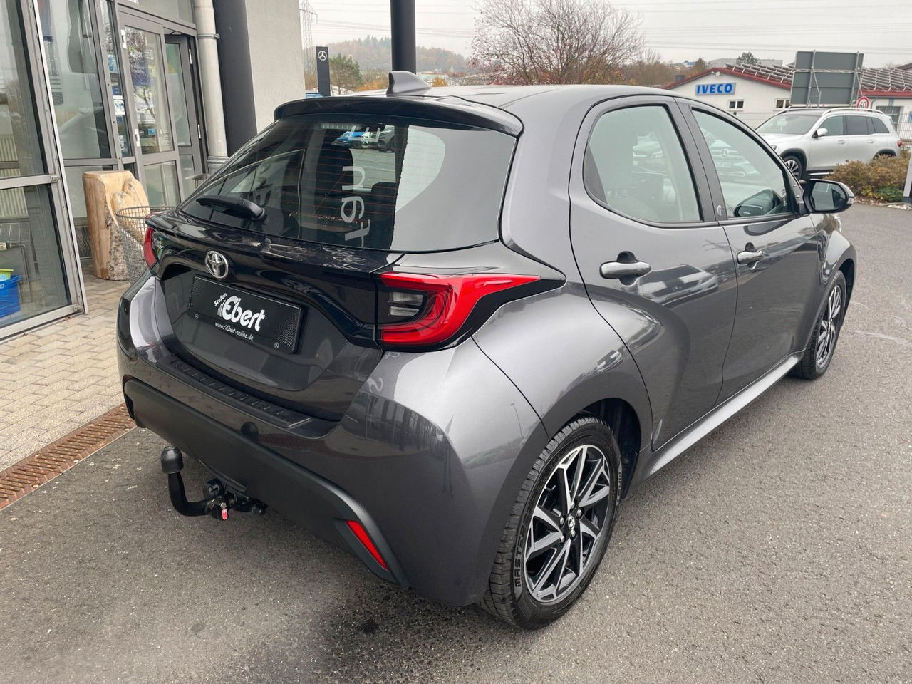 Toyota Yaris 1.5 VVT-iE Aut. Team D AHK+R-Kamera+SHZ - Xe hơi: hình 5 Toyota Yaris 1.5 VVT-iE Aut. Team D AHK+R-Kamera+SHZ - Xe hơi: hình 5