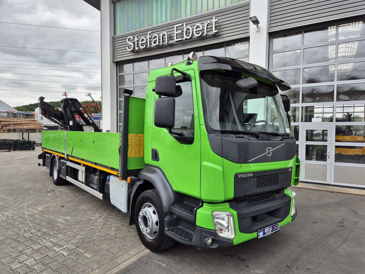 Volvo FL 42 R Kran Hiab XS 088 Funk bis 14 m! Kamera - Xe tải thùng lửng/ Phẳng, Xe cẩu tự hành: hình 3 Volvo FL 42 R Kran Hiab XS 088 Funk bis 14 m! Kamera - Xe tải thùng lửng/ Phẳng, Xe cẩu tự hành: hình 3