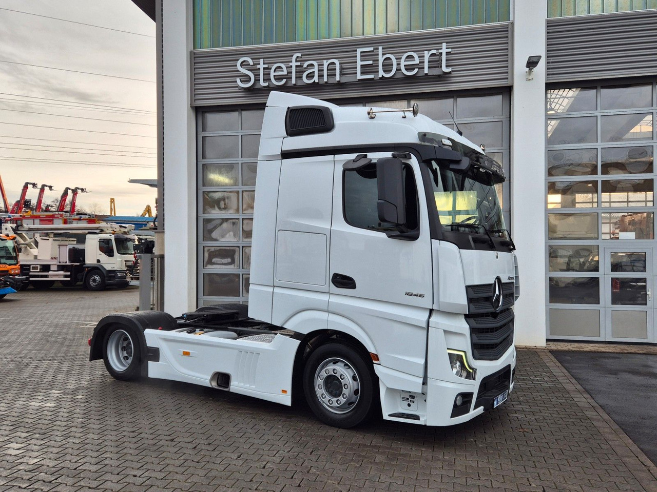 Mercedes-Benz Actros 1845 LSnRL Standklima Vollspoiler - Xe đầu kéo: hình 2 Mercedes-Benz Actros 1845 LSnRL Standklima Vollspoiler - Xe đầu kéo: hình 2