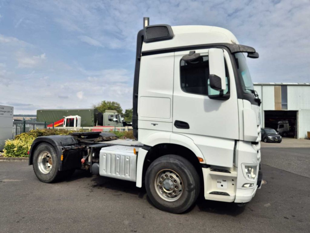 Mercedes-Benz Arocs 1845 LS 4x4 HAD Retarder Hydraulik Navi Mercedes-Benz Arocs 1845 LS 4x4 HAD Retarder Hydraulik Navi - Xe đầu kéo: hình 3 Mercedes-Benz Arocs 1845 LS 4x4 HAD Retarder Hydraulik Navi Mercedes-Benz Arocs 1845 LS 4x4 HAD Retarder Hydraulik Navi - Xe đầu kéo: hình 3