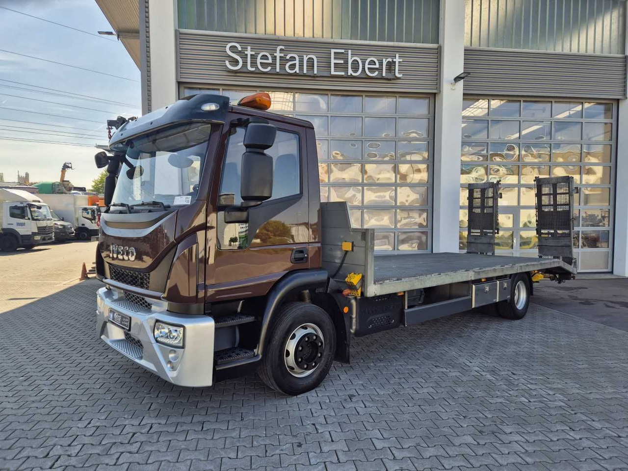Iveco Eurocargo ML140E25/P Maschinentransporter Winde - Xe tải: hình 2 Iveco Eurocargo ML140E25/P Maschinentransporter Winde - Xe tải: hình 2