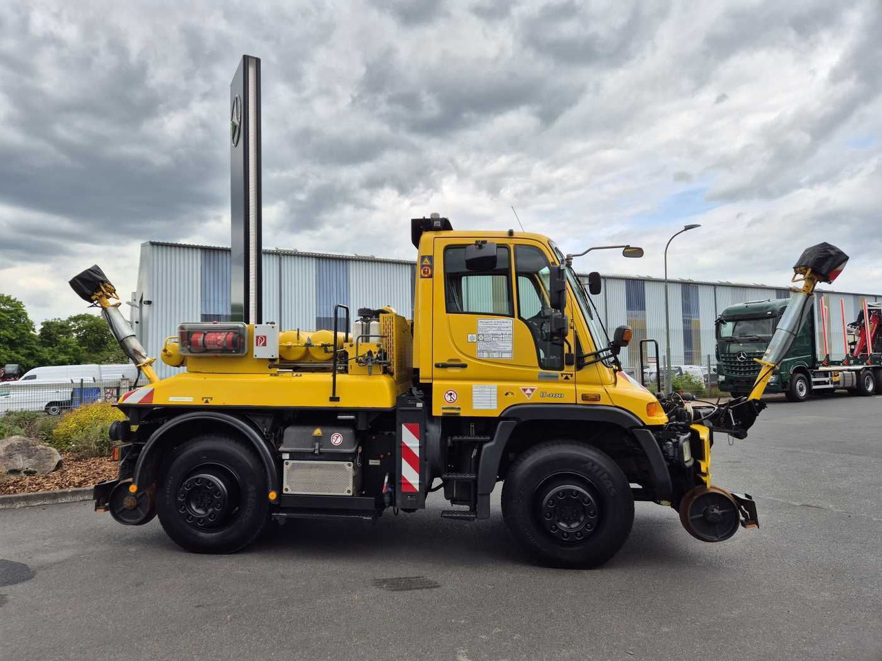 Unimog U400 4x4 Zweiwege ZAGRO 800t/52 Achsen Funk - Xe tải: hình 5 Unimog U400 4x4 Zweiwege ZAGRO 800t/52 Achsen Funk - Xe tải: hình 5