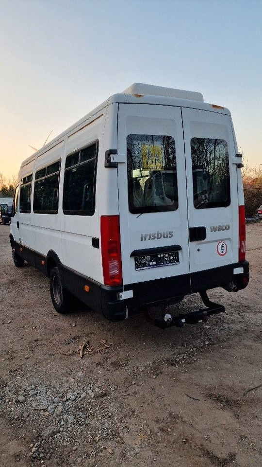 Iveco Daily 3.0 lit. Motor - Xe bus mini, Xe van chở khách: hình 4 Iveco Daily 3.0 lit. Motor - Xe bus mini, Xe van chở khách: hình 4