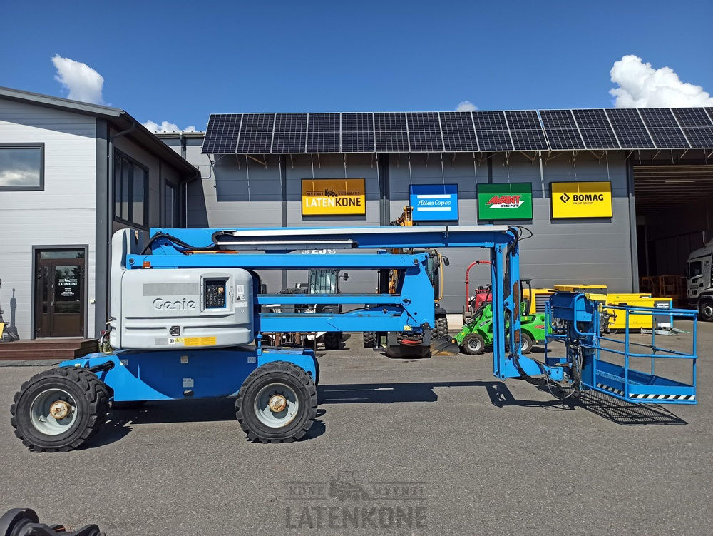 Genie Z-60/34J RT 4x4 Kuukulkija - Xe nâng người nhiều khớp nối: hình 1 Genie Z-60/34J RT 4x4 Kuukulkija - Xe nâng người nhiều khớp nối: hình 1