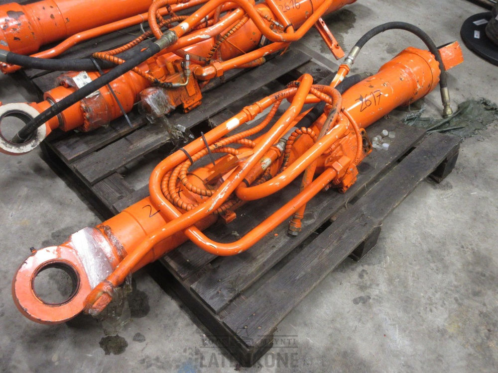 Hitachi Hitachi ZX210 nostosylinteri ID 2617 UUSI - Xi lanh thủy lực cho Máy móc xây dựng: hình 1 Hitachi Hitachi ZX210 nostosylinteri ID 2617 UUSI - Xi lanh thủy lực cho Máy móc xây dựng: hình 1