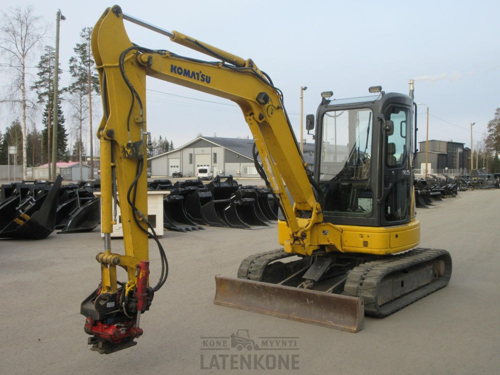 Komatsu PC50MR PETOKSELLA VIETY LÖYTÖPALKKIO STOLEN - Máy xúc bánh xích: hình 4 Komatsu PC50MR PETOKSELLA VIETY LÖYTÖPALKKIO STOLEN - Máy xúc bánh xích: hình 4