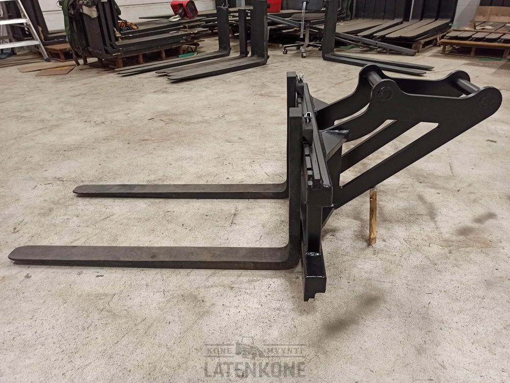 Laten Trukkipiikit 1500kg 1000mm/1000mm 2A S40 - Chĩa cho Máy móc xây dựng: hình 4 Laten Trukkipiikit 1500kg 1000mm/1000mm 2A S40 - Chĩa cho Máy móc xây dựng: hình 4