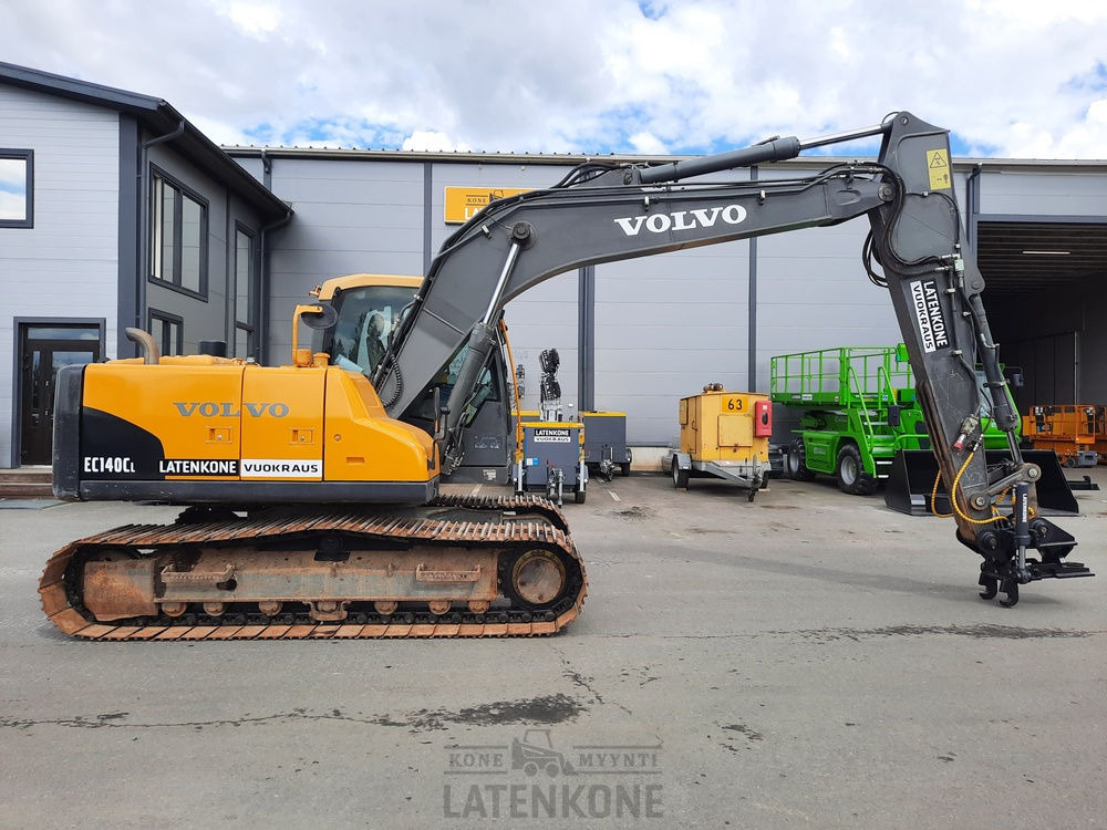 Volvo EC140CL telakaivinkone - Máy xúc bánh xích: hình 1 Volvo EC140CL telakaivinkone - Máy xúc bánh xích: hình 1