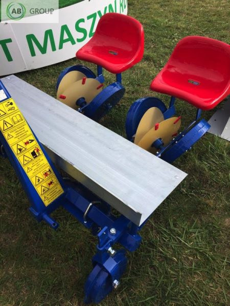 Agro-Osek 2-row seeding planter - Trang thiết bị gieo hạt: hình 3 Agro-Osek 2-row seeding planter - Trang thiết bị gieo hạt: hình 3