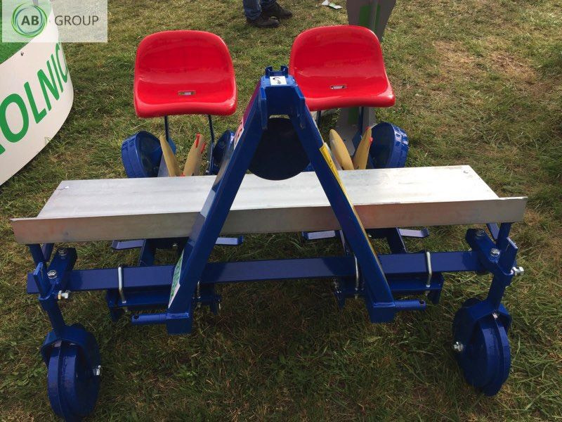 Agro-Osek 2-row seeding planter - Trang thiết bị gieo hạt: hình 1 Agro-Osek 2-row seeding planter - Trang thiết bị gieo hạt: hình 1
