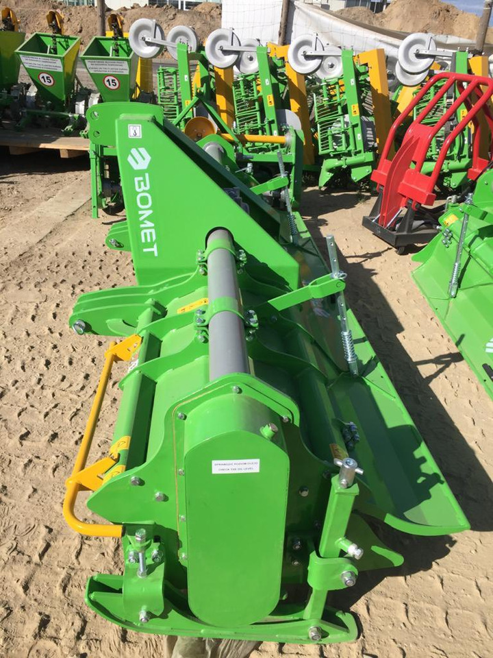 Bomet rotary tiller Volans U540/6, 2,6 m - Dàn xới: hình 1 Bomet rotary tiller Volans U540/6, 2,6 m - Dàn xới: hình 1
