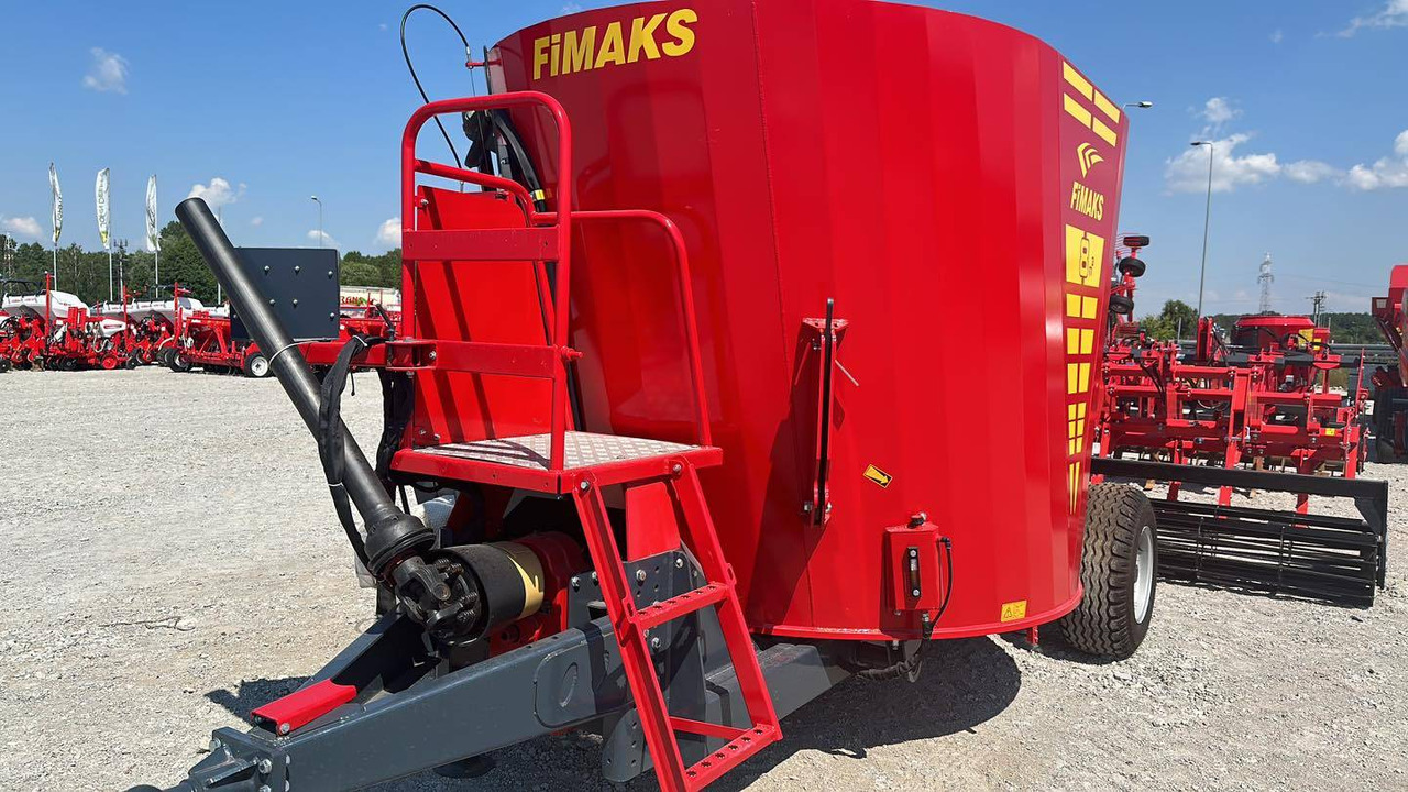Fimaks vertical feeder mixer FMV8L, 8 m3 - Xe trộn thức ăn gia súc: hình 3 Fimaks vertical feeder mixer FMV8L, 8 m3 - Xe trộn thức ăn gia súc: hình 3