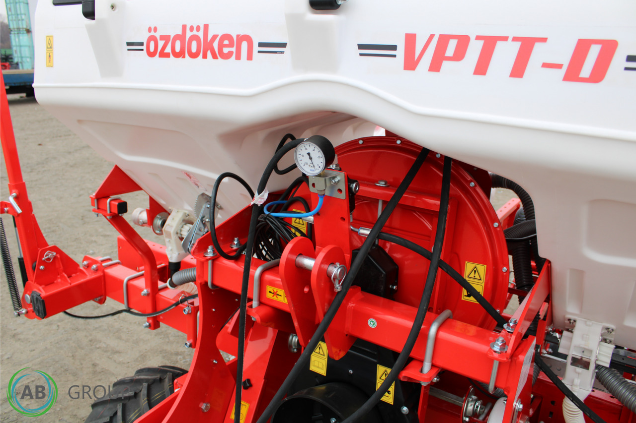 Four-row pneumatic precision seeder with depth fertilization Ozdoken VPTT - Máy gieo hạt chính xác: hình 4 Four-row pneumatic precision seeder with depth fertilization Ozdoken VPTT - Máy gieo hạt chính xác: hình 4