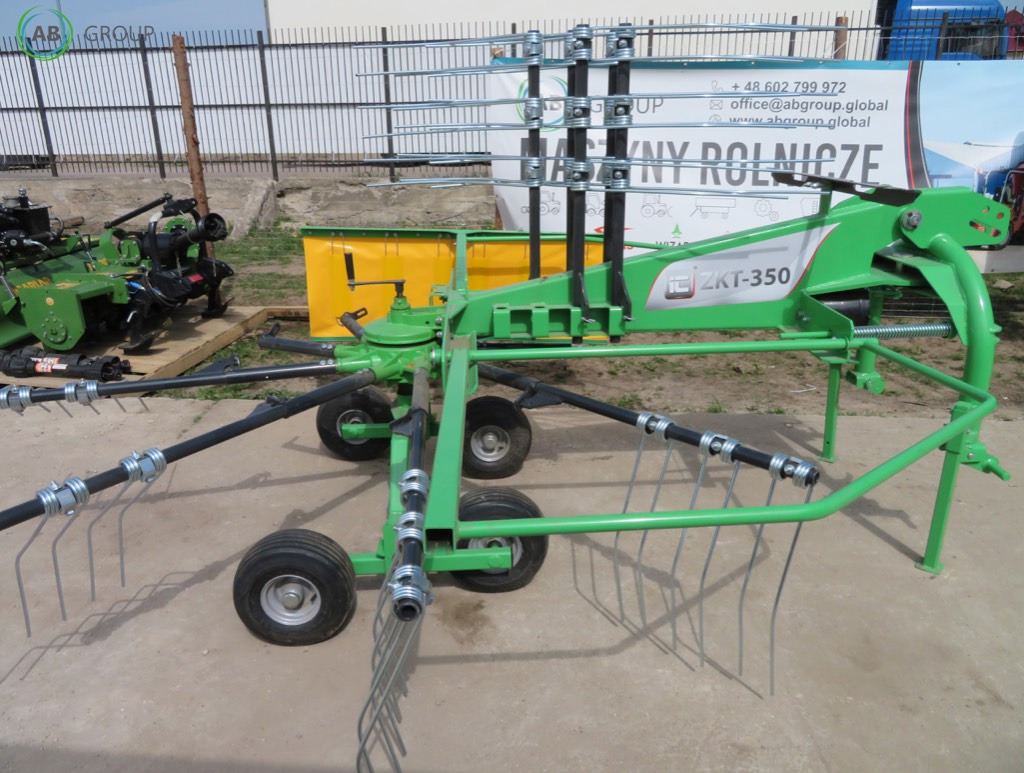Inter-Tech rotary rake ZKT350 - 3,5m - Dàn trải/ Cào: hình 1 Inter-Tech rotary rake ZKT350 - 3,5m - Dàn trải/ Cào: hình 1