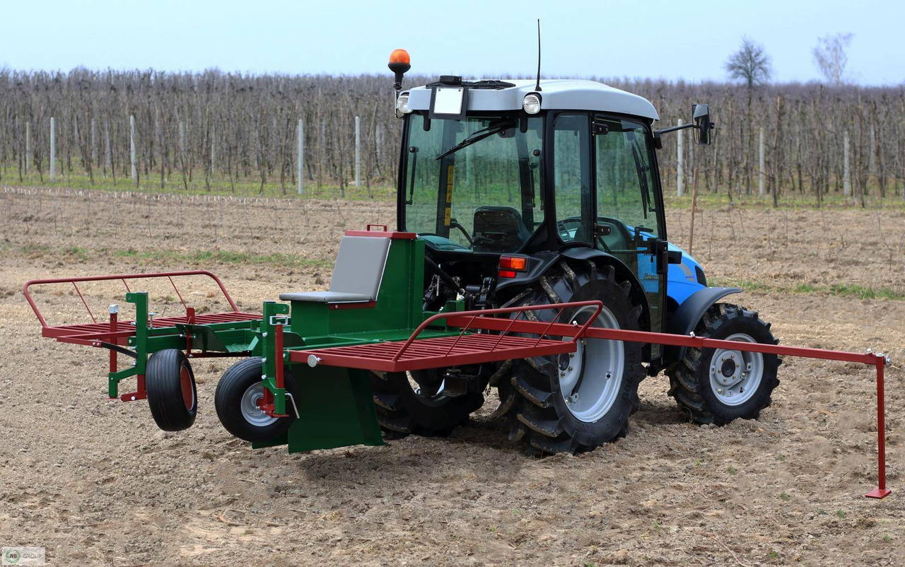 Królik Planter SDK-DN with Fertilizer Dispenser - Trang thiết bị gieo hạt: hình 2 Królik Planter SDK-DN with Fertilizer Dispenser - Trang thiết bị gieo hạt: hình 2