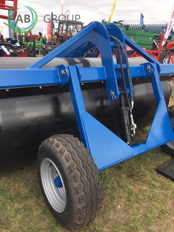 Metal-Technik Meadow Roller 2,66 m - Con lăn ruộng: hình 4 Metal-Technik Meadow Roller 2,66 m - Con lăn ruộng: hình 4