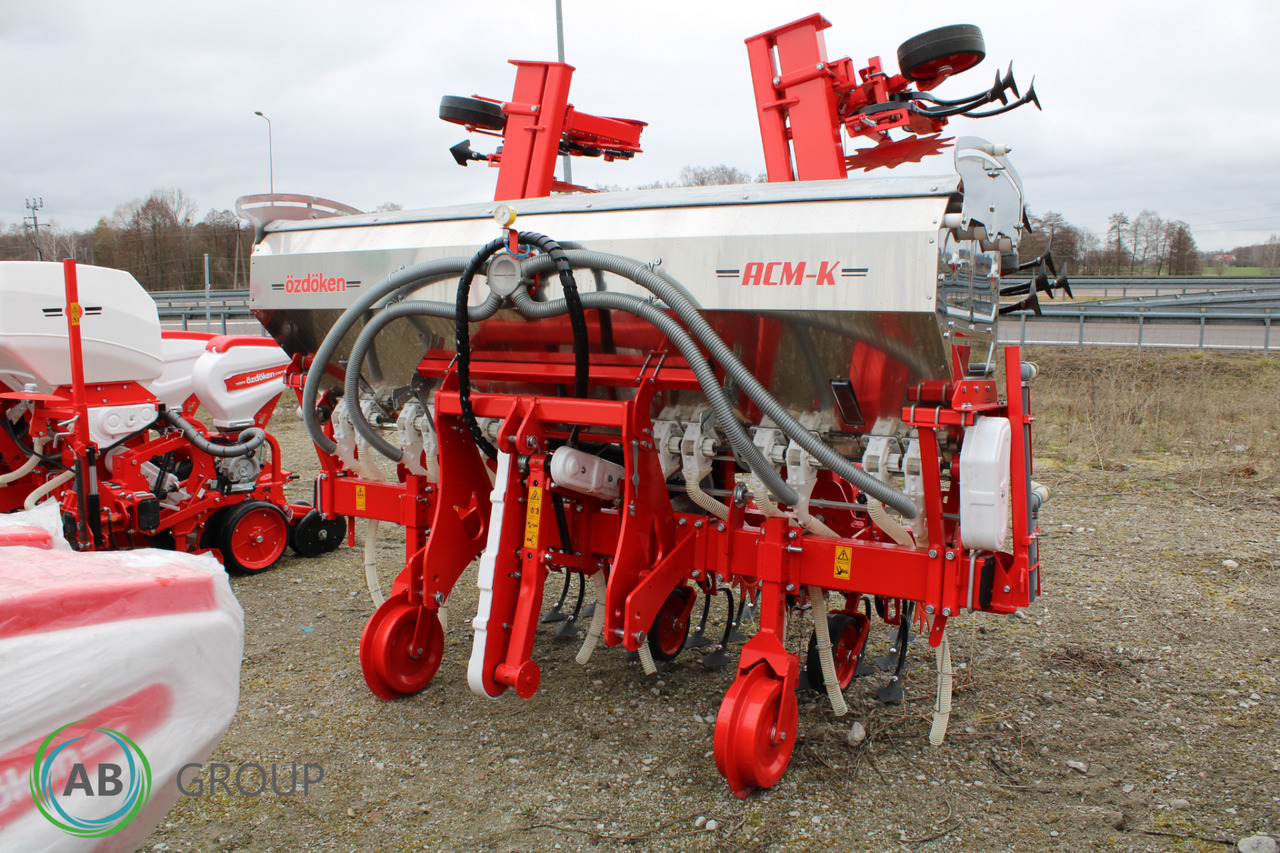 Ozdoken Interrow Cultivator ACM-KG7 – on stock - Máy trồng trọt: hình 1 Ozdoken Interrow Cultivator ACM-KG7 – on stock - Máy trồng trọt: hình 1
