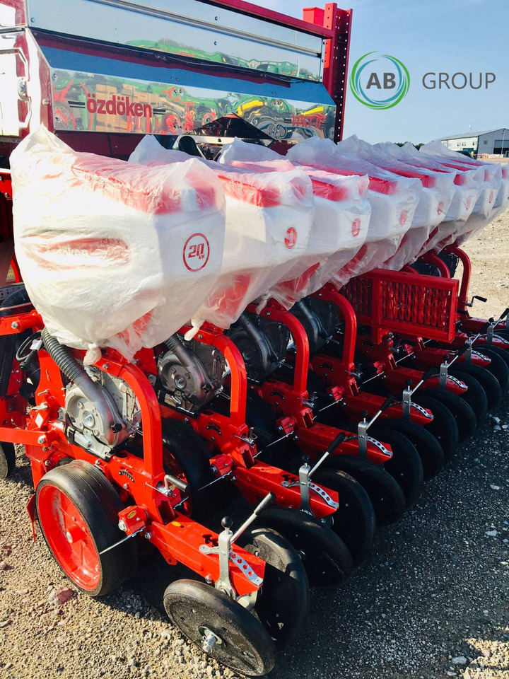 Ozdoken VPKT-DG8 eight-row pneumatic precision seeder with depth fertilization - Máy gieo hạt chính xác: hình 5 Ozdoken VPKT-DG8 eight-row pneumatic precision seeder with depth fertilization - Máy gieo hạt chính xác: hình 5