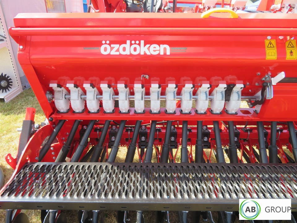 Ozdoken grain seeder Pertum S300, 3 m - single-disc coulter type - on stock - Máy gieo hạt: hình 3 Ozdoken grain seeder Pertum S300, 3 m - single-disc coulter type - on stock - Máy gieo hạt: hình 3