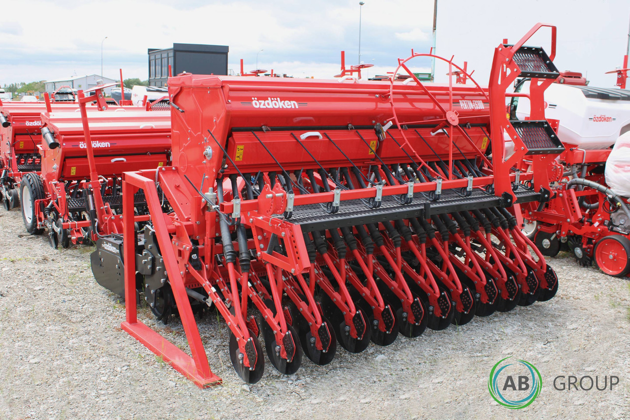 Seedbed and seeding unit mounted on Ozdoken Pertum CS-300 active harrow – single-disc coulter, Packer roller - Máy gieo hạt liên hợp: hình 2 Seedbed and seeding unit mounted on Ozdoken Pertum CS-300 active harrow – single-disc coulter, Packer roller - Máy gieo hạt liên hợp: hình 2