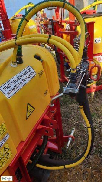 Tad-len opryskiwacz polowy zawieszany TL 206 wyk.01, 200 l - Máy xịt gắn trên máy cày: hình 3 Tad-len opryskiwacz polowy zawieszany TL 206 wyk.01, 200 l - Máy xịt gắn trên máy cày: hình 3