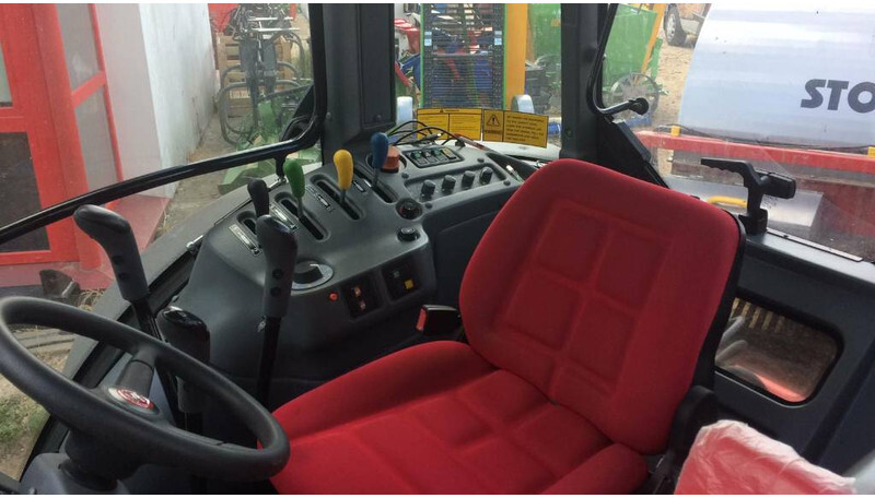 Traktor Hattat / Ciągnik rolniczy T4110 - Máy cày: hình 2 Traktor Hattat / Ciągnik rolniczy T4110 - Máy cày: hình 2