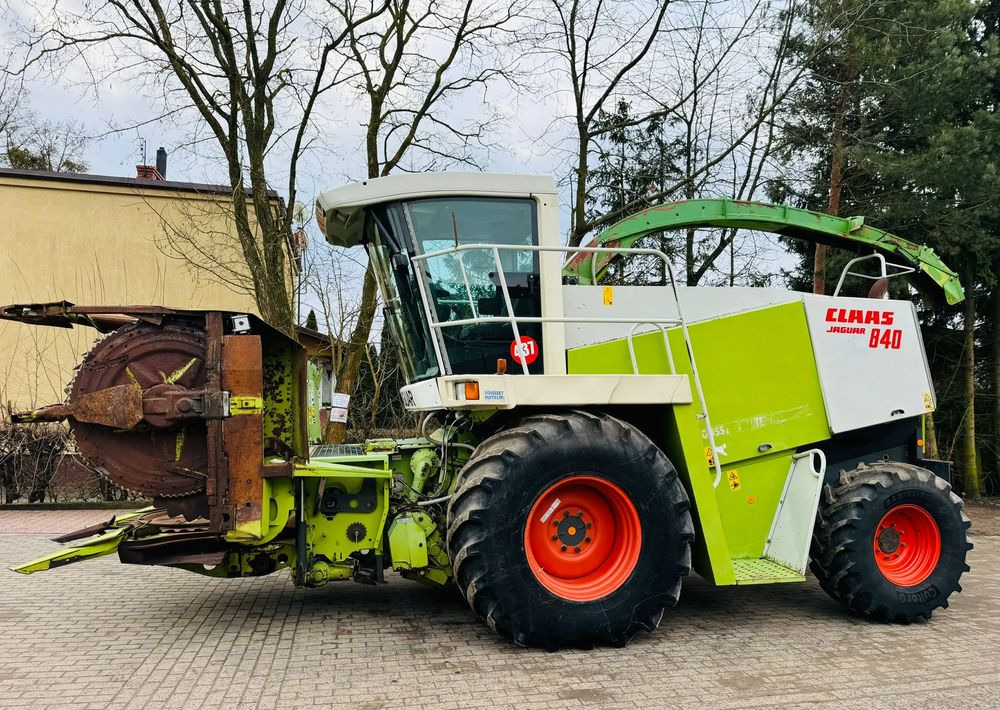 Claas Jaguar 840 - Máy gặt đập thức ăn gia súc: hình 1 Claas Jaguar 840 - Máy gặt đập thức ăn gia súc: hình 1