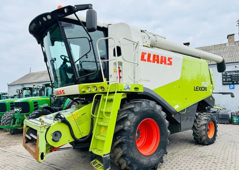Claas LEXION 750 APS HYBRID - Máy gặt đập: hình 2 Claas LEXION 750 APS HYBRID - Máy gặt đập: hình 2