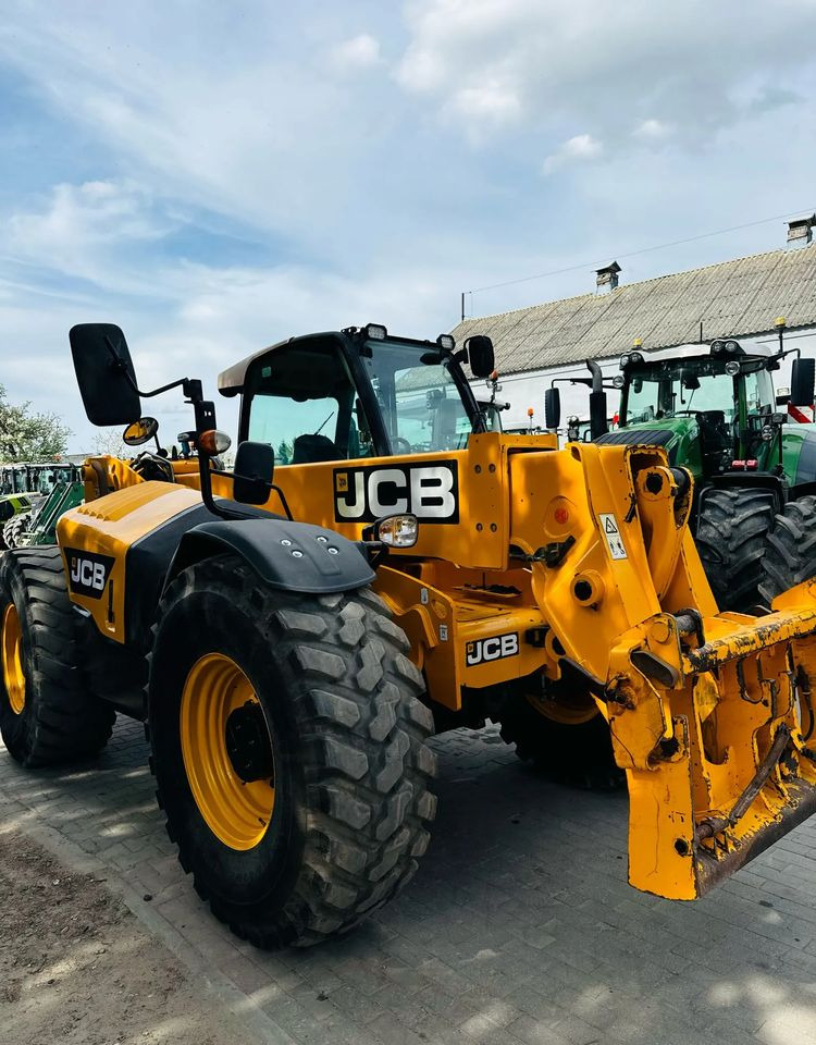 JCB 550-80 Agri Plus - Xe nhấc hình viễn vọng kính: hình 2 JCB 550-80 Agri Plus - Xe nhấc hình viễn vọng kính: hình 2