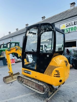 JCB 8015 - Máy xúc mini: hình 2 JCB 8015 - Máy xúc mini: hình 2