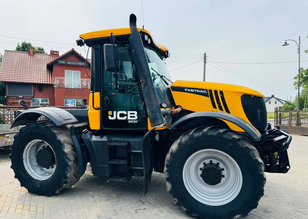 JCB FASTRAC 3230 - Máy cày: hình 2 JCB FASTRAC 3230 - Máy cày: hình 2