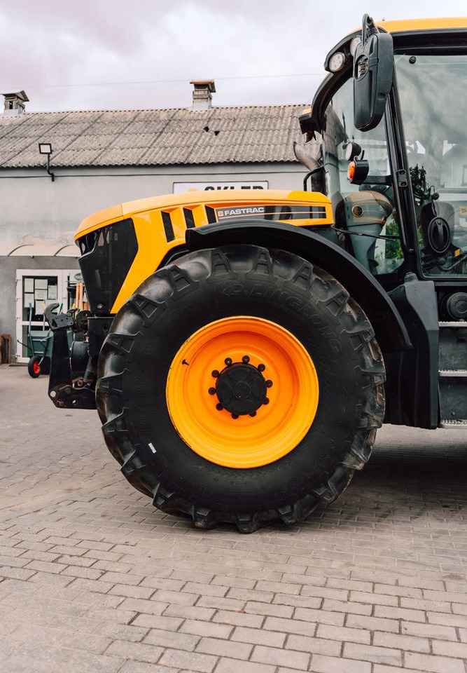 JCB Fastrac 4220 - Máy cày: hình 2 JCB Fastrac 4220 - Máy cày: hình 2