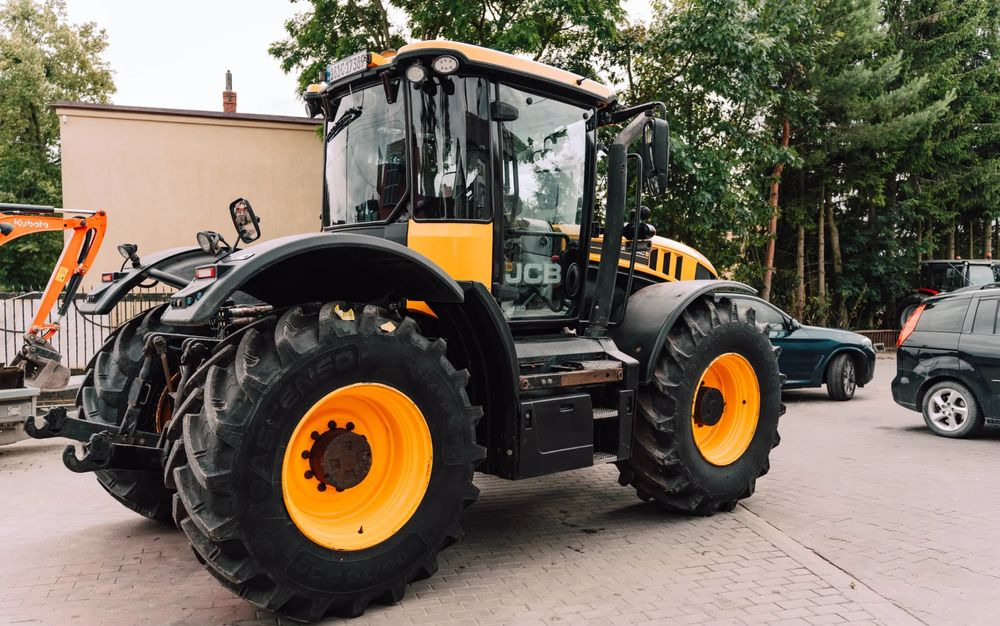 JCB Fastrac 4220 - Máy cày: hình 4 JCB Fastrac 4220 - Máy cày: hình 4