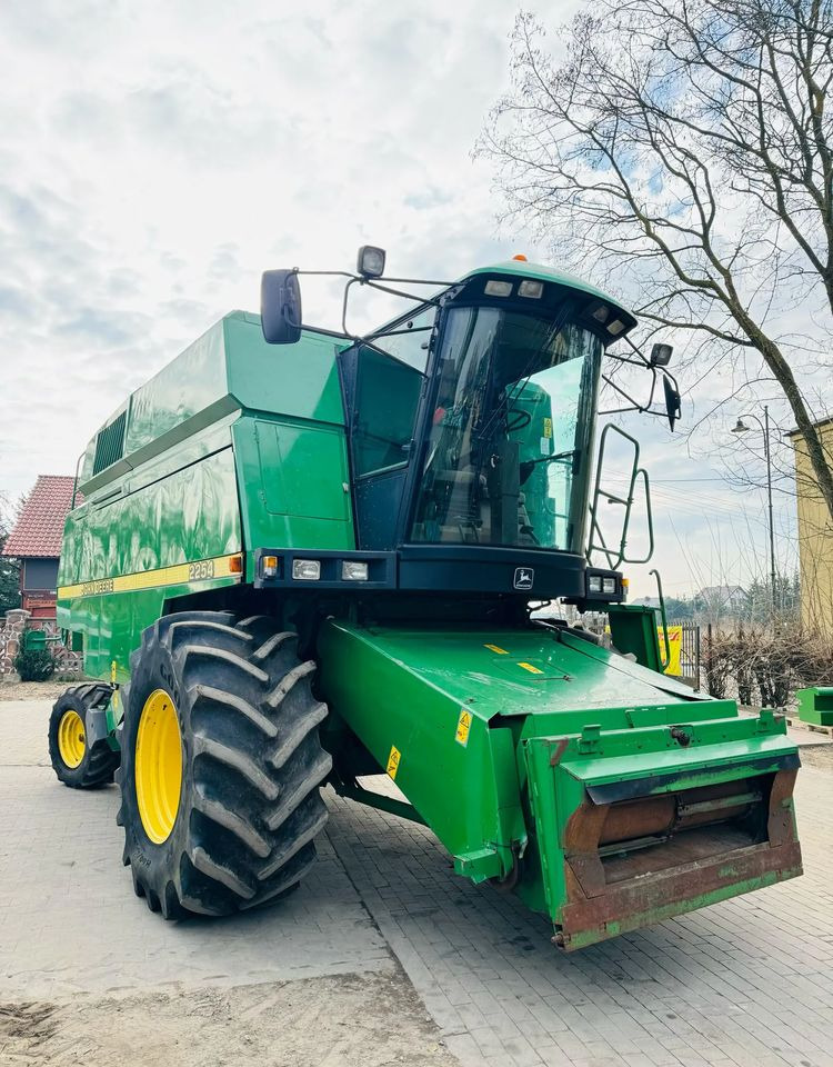 John Deere 2254 - Máy gặt đập: hình 5 John Deere 2254 - Máy gặt đập: hình 5