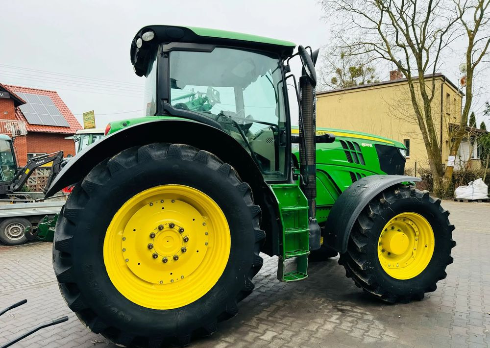 John Deere 6170R - Máy cày: hình 3 John Deere 6170R - Máy cày: hình 3