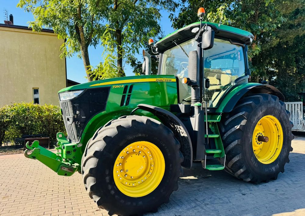 John Deere 7250R - Máy cày: hình 2 John Deere 7250R - Máy cày: hình 2