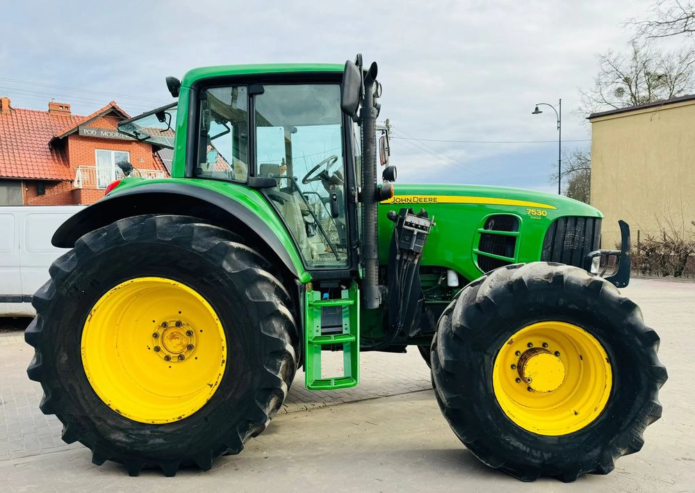John Deere 7530 - Máy cày: hình 4 John Deere 7530 - Máy cày: hình 4