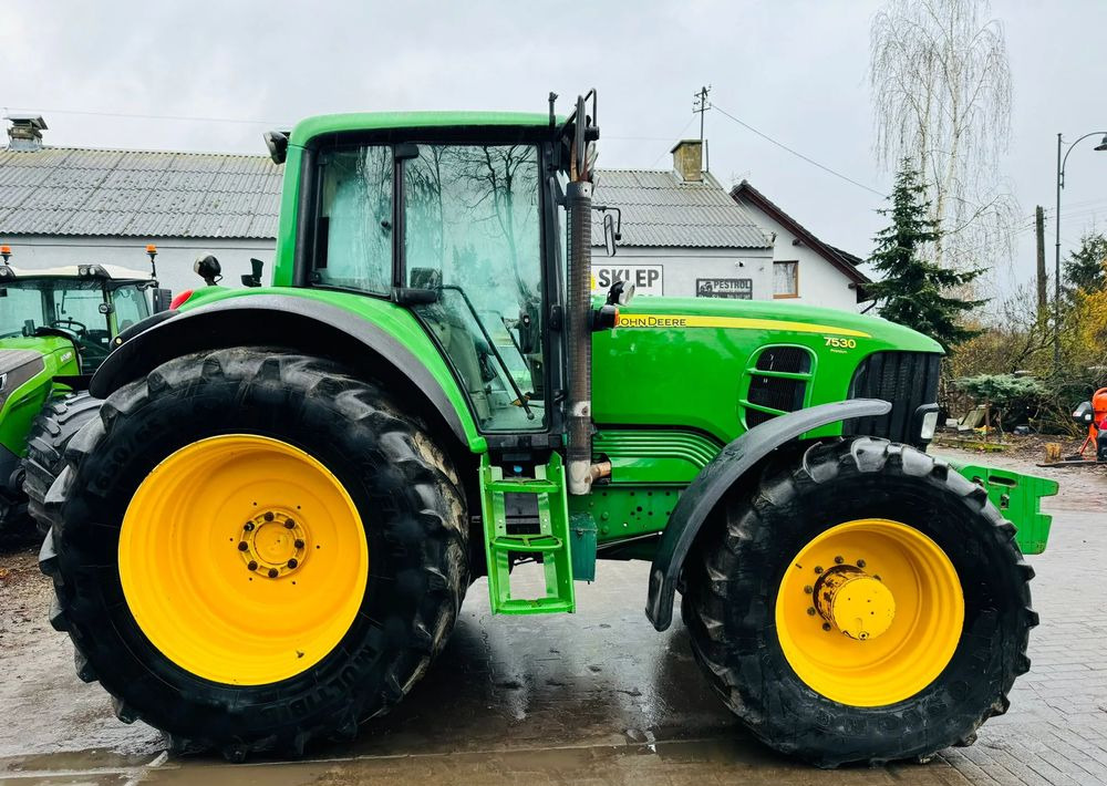 John Deere 7530 PREMIUM - Máy cày: hình 1 John Deere 7530 PREMIUM - Máy cày: hình 1