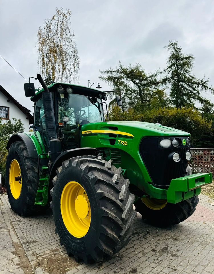 John Deere 7730 - Máy cày: hình 1 John Deere 7730 - Máy cày: hình 1