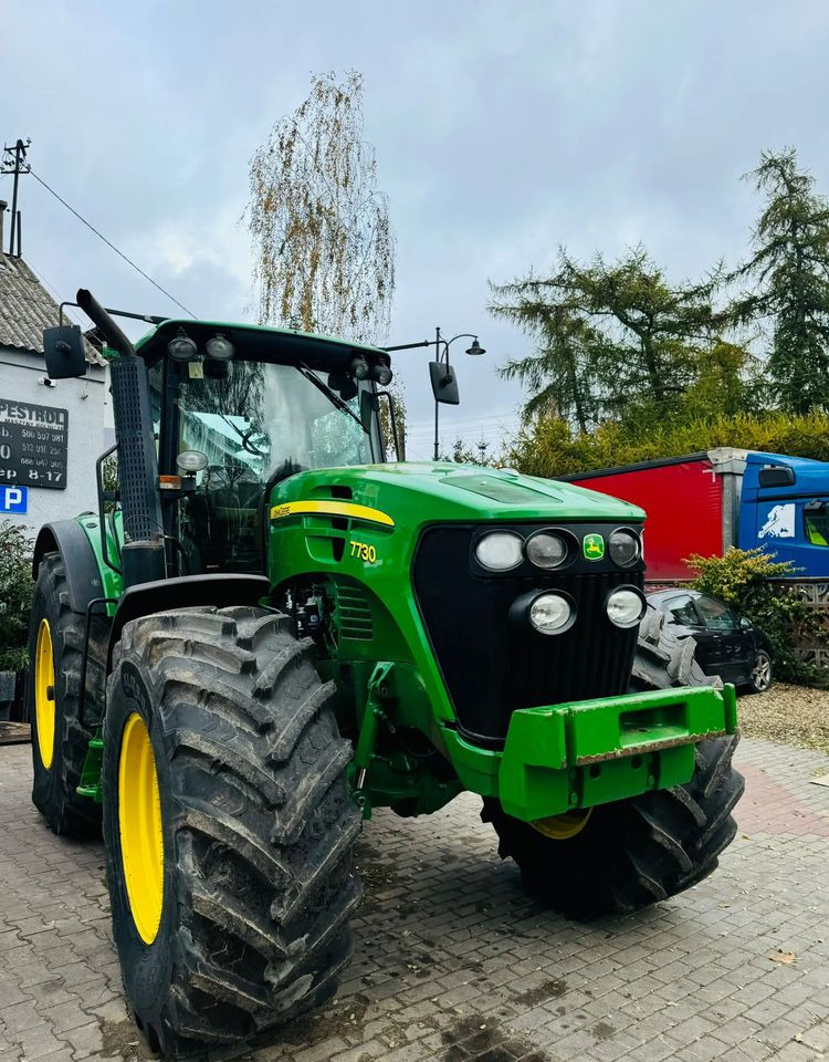 John Deere 7730 - Máy cày: hình 3 John Deere 7730 - Máy cày: hình 3