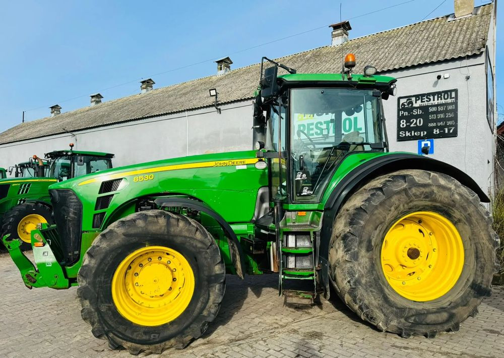 John Deere 8530 - Máy cày: hình 2 John Deere 8530 - Máy cày: hình 2