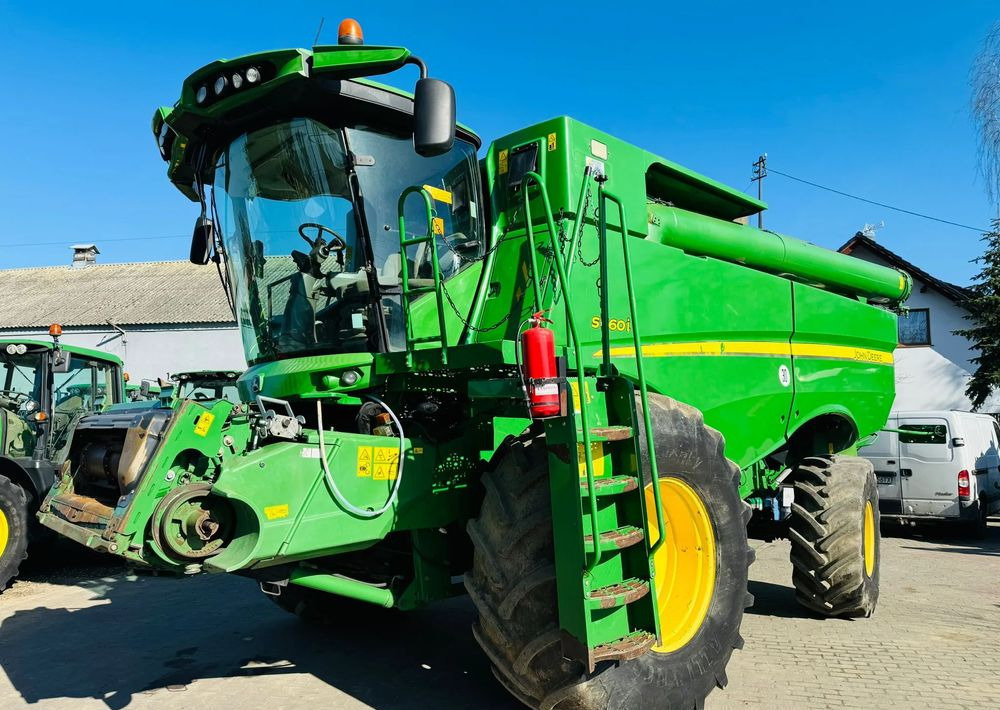 John Deere S660i - Máy gặt đập: hình 1 John Deere S660i - Máy gặt đập: hình 1
