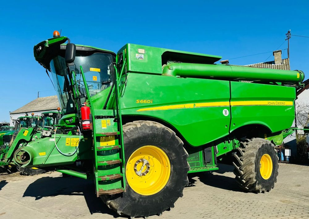 John Deere S660i - Máy gặt đập: hình 5 John Deere S660i - Máy gặt đập: hình 5