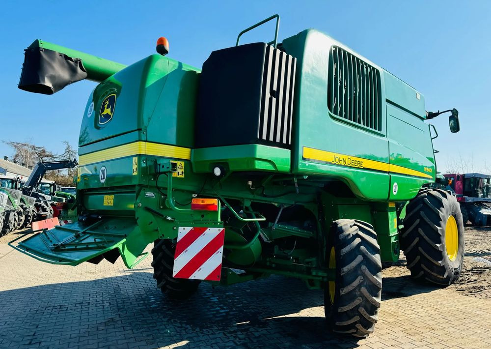 John Deere W540i - Máy gặt đập: hình 4 John Deere W540i - Máy gặt đập: hình 4